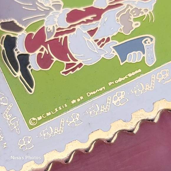 VTG Disney Goofy Santa Patch 1 Cent Caicos Stamp Lapel Pin Christmas Jayne Co. - Picture 3 of 8